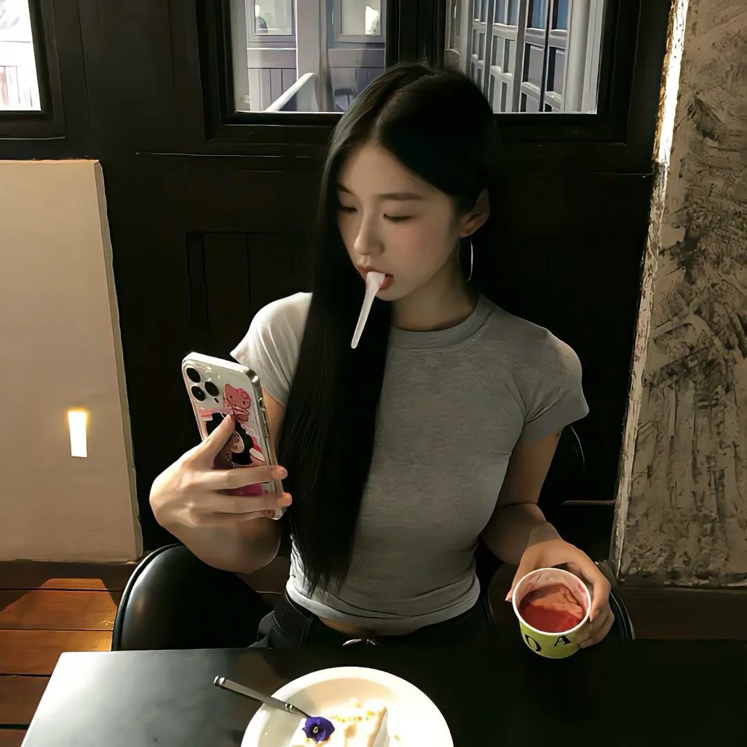 酷爱电影的庞波小姐